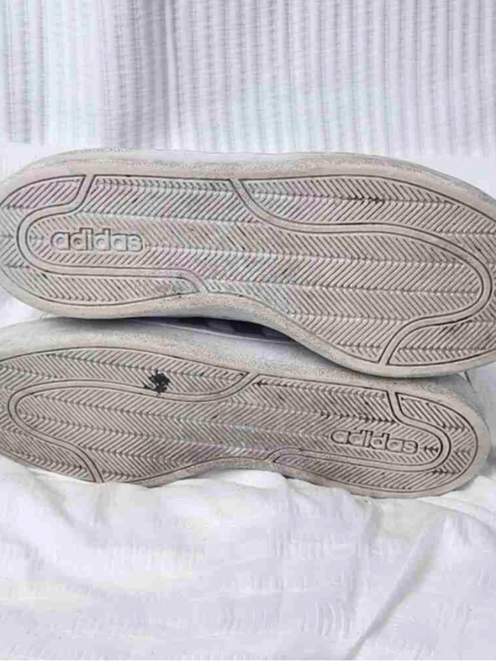 White Women's Casual Sneakers with Rose Metallic Stripes